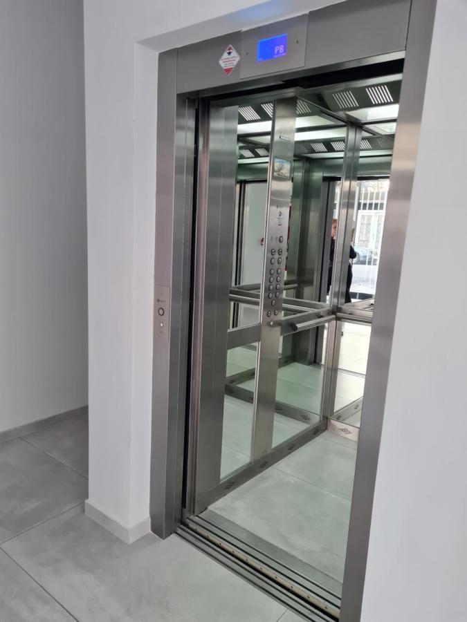 Apartment Confort Platense Departamento Con Cochera